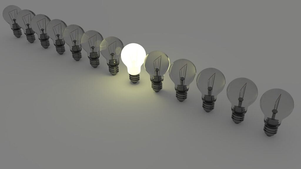 light bulbs 1125016 1280 1024x576 - Authentic Leadership Strategies: Soul vs. Ego